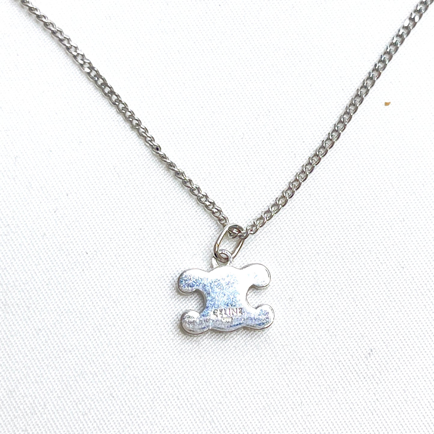 B2235 セリーヌ トリオンフ ネックレス GP×ラインストーン シルバー 箱【買戻し対象】