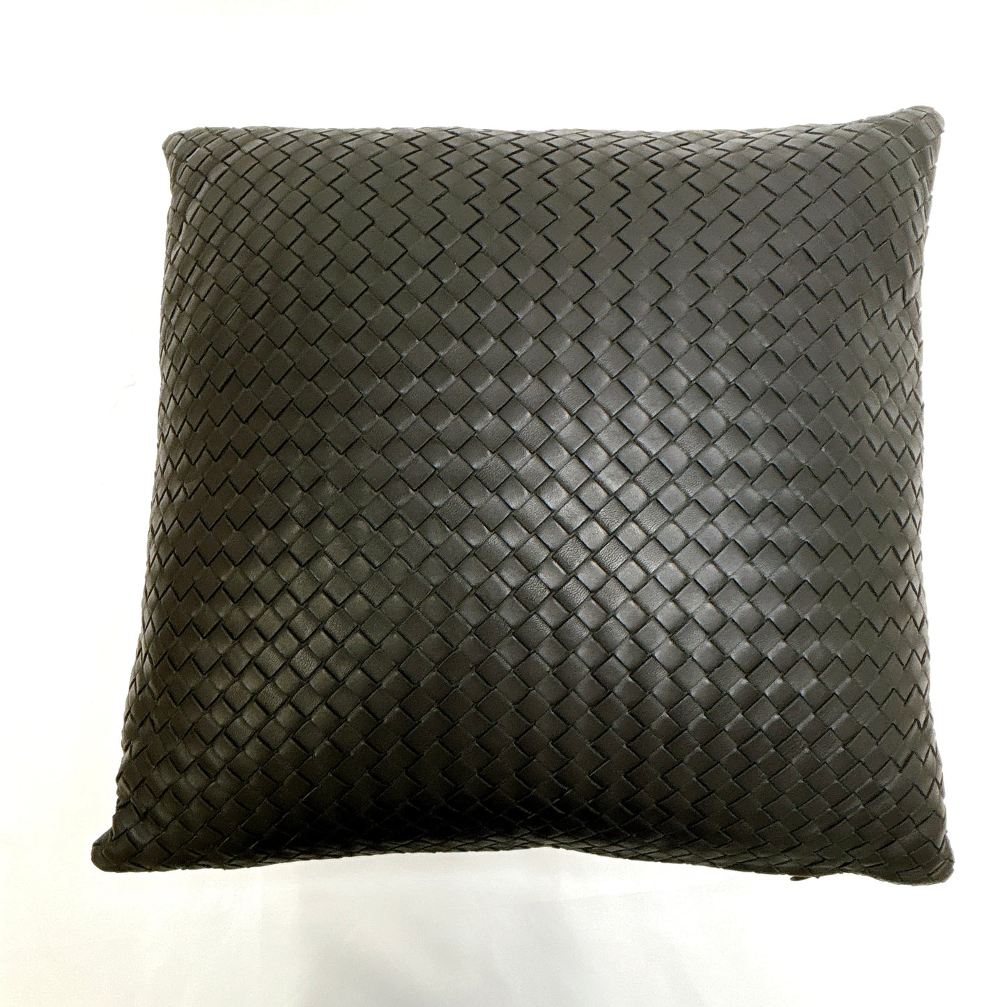 B1136 ボッテガヴェネタ イントレチャート クッション  レザー ブラック