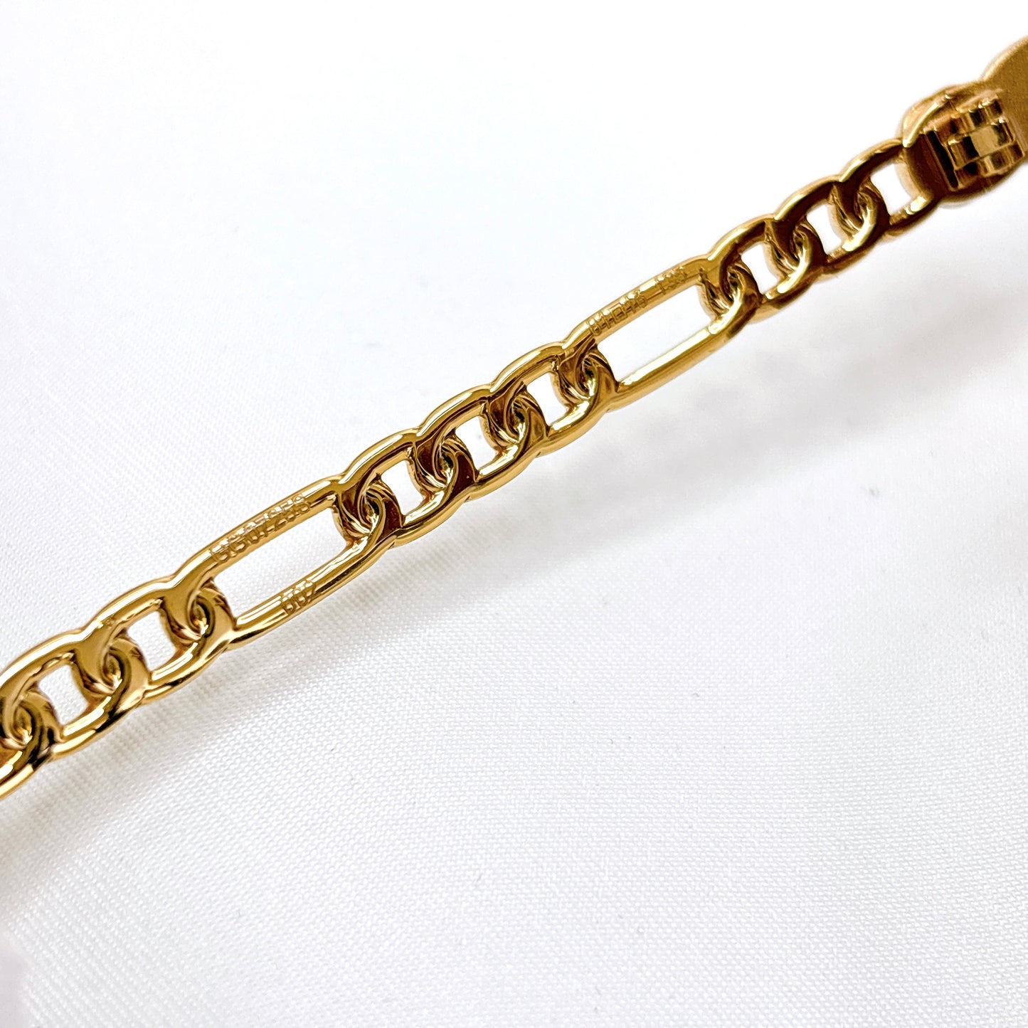 B1366 グッチ ラウンドフレーム サングラス GGマーク