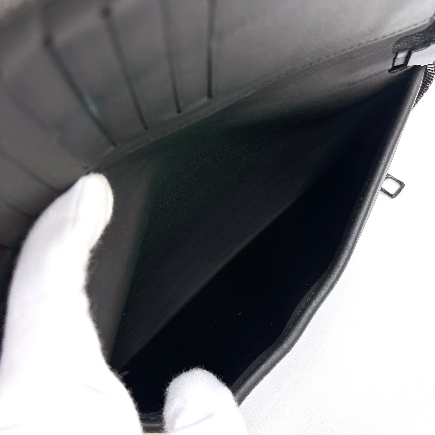 B1512 ルイヴィトン モノグラム シャドウ ジッピー ヴェルティカル RFID