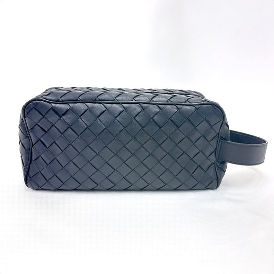 B1650 ボッテガヴェネタ イントレチャート トラベルポーチ クラッチバッグ セカンドバッグ レザー ブラック 参考定価29万円