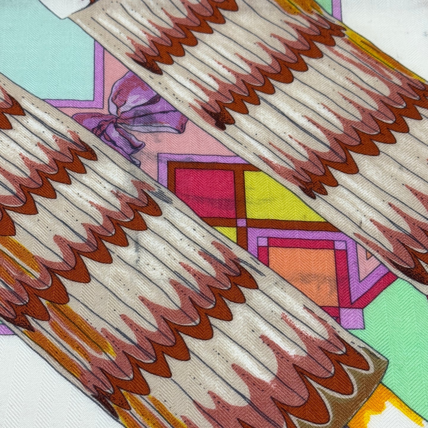エルメス カレジェアン カレ140 Kachinas カチナ ストール カシミヤ×シルク レッド×ピンク E1986