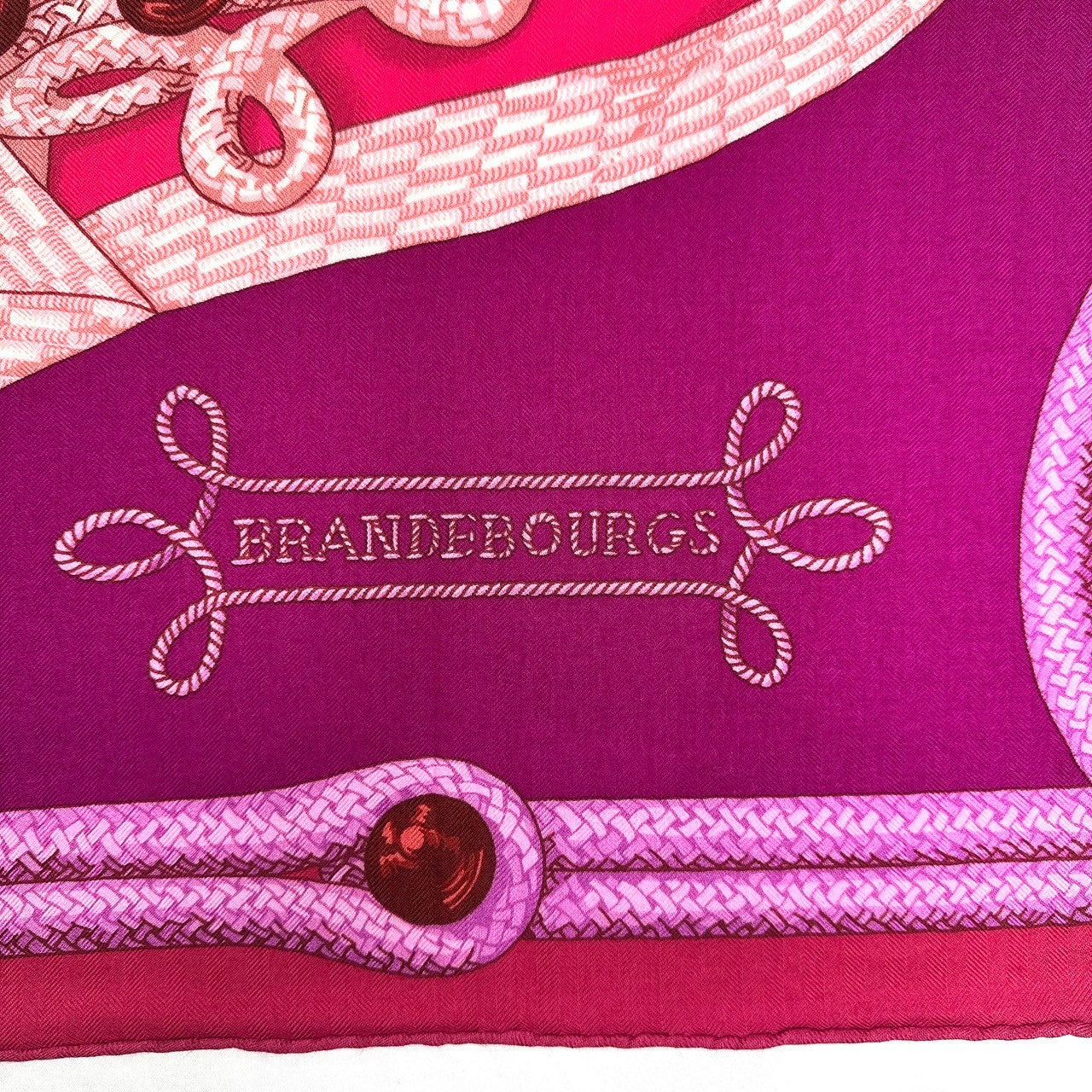 A4082 エルメス カレジェアン140 カレ カシシル BRANDEBOURGS ブランデンブルク飾り