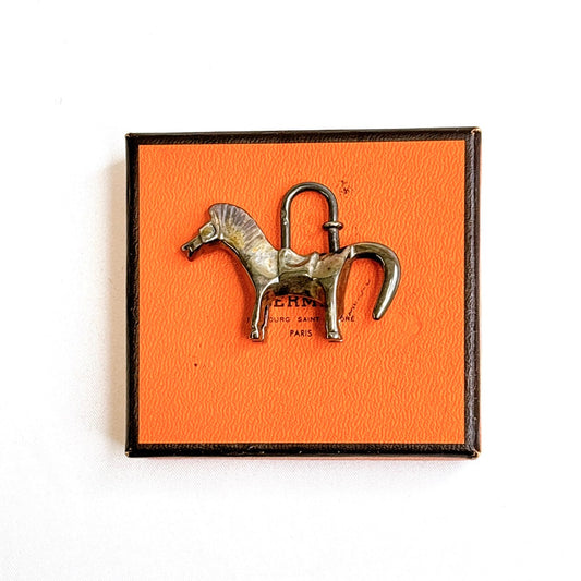 B0320 エルメス ホース カデナ チャーム シルバー 925