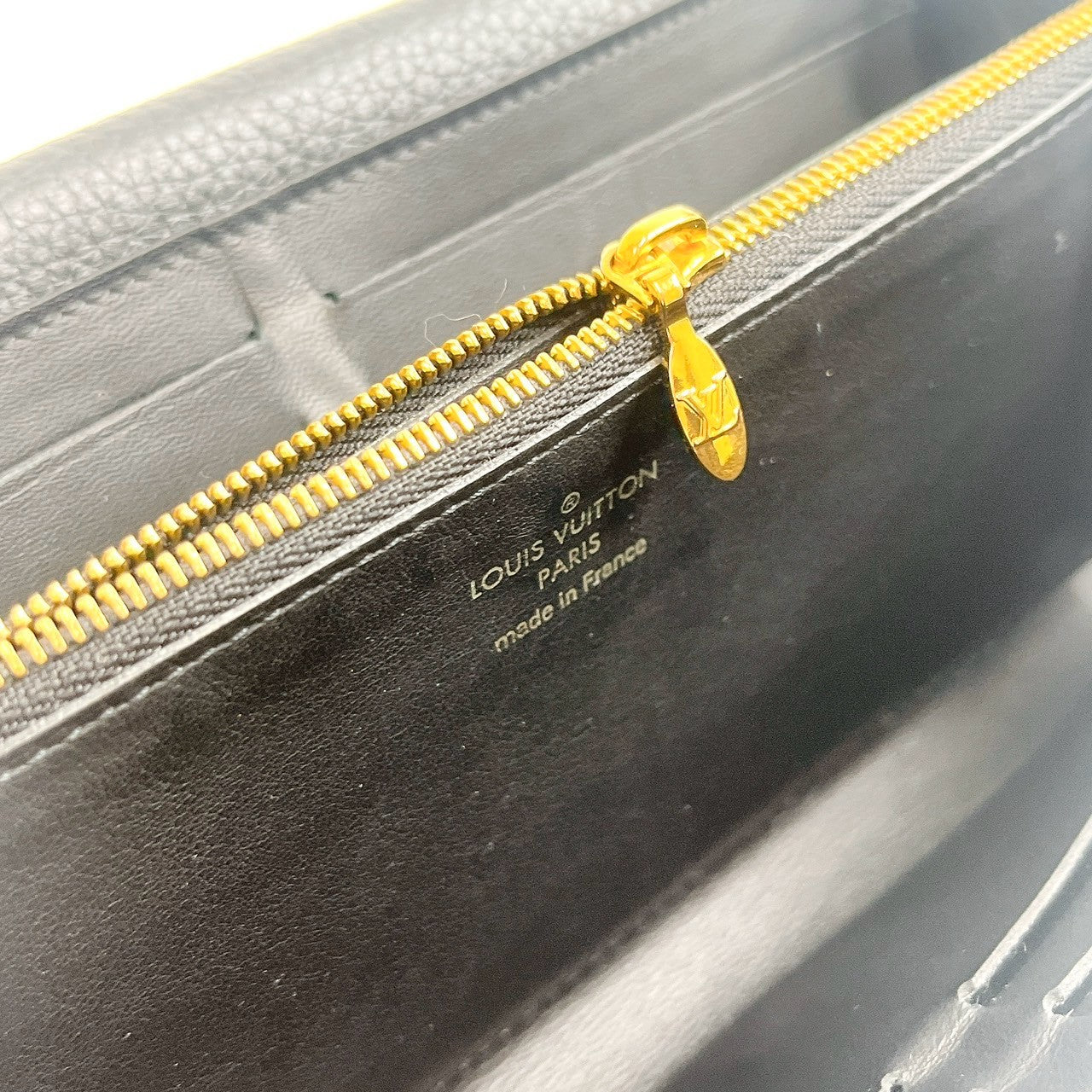 B0938 ルイヴィトン トリヨン ポルトフォイユ カプシーヌ 長財布 ブラック フラワー RFIDあり