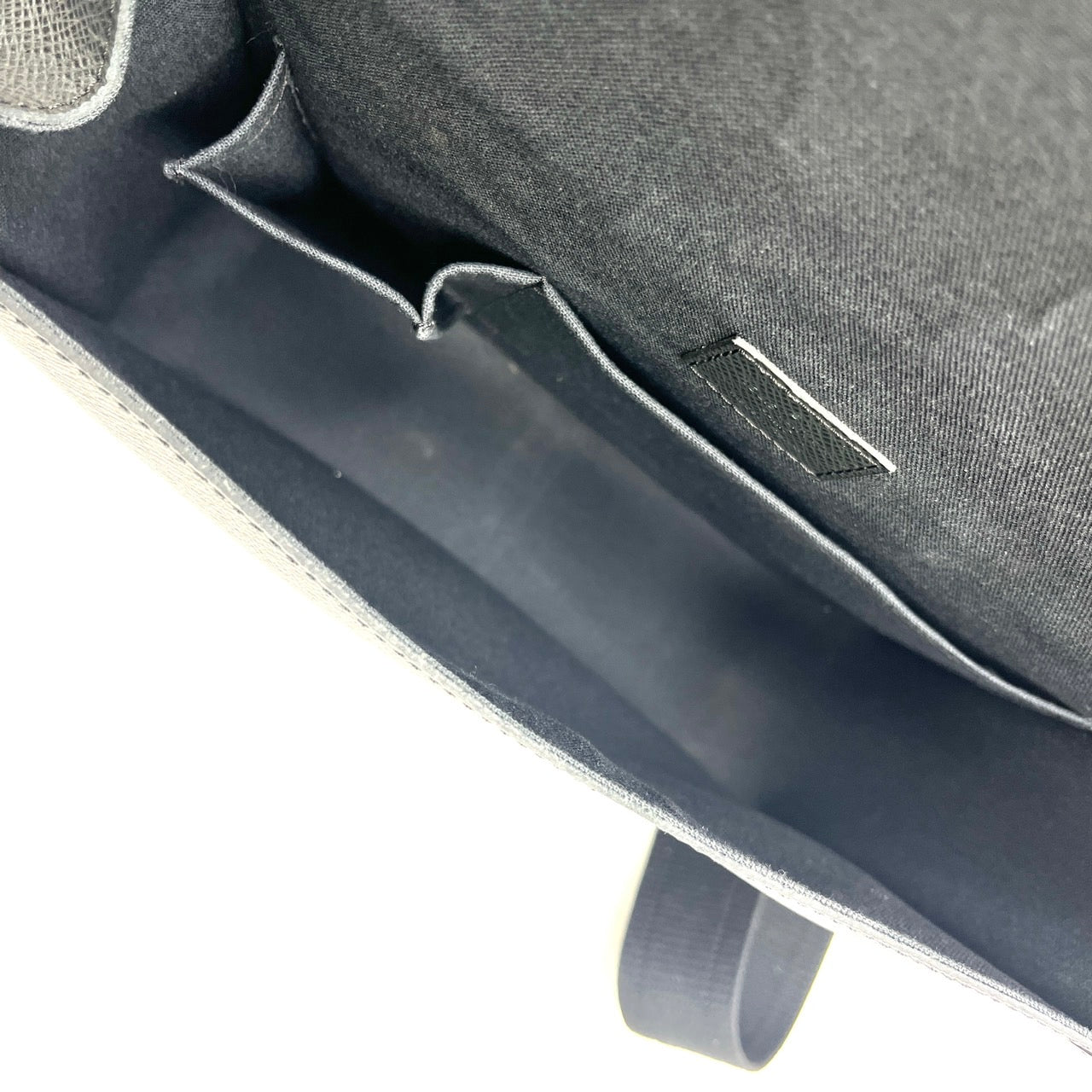 B2288 ルイヴィトン タイガ アンドレイ ショルダーバッグ アルドワーズ ブラック シリアル:BA3019【買戻し対象】