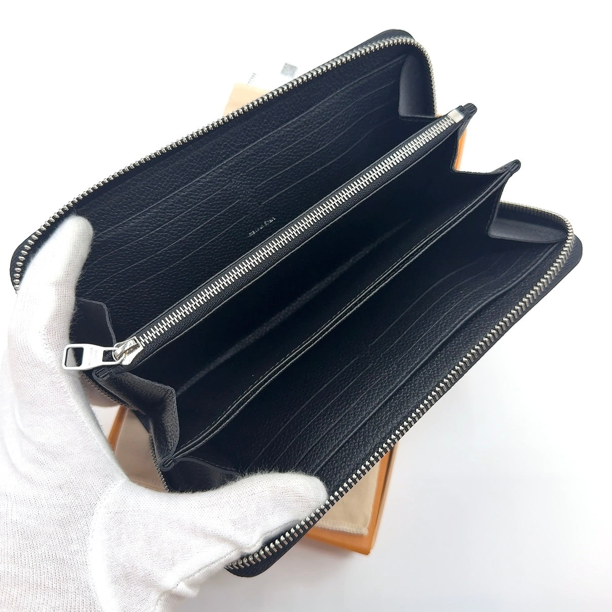 ルイヴィトン LV×YK ジッピーウォレット M81906 モノグラムアン