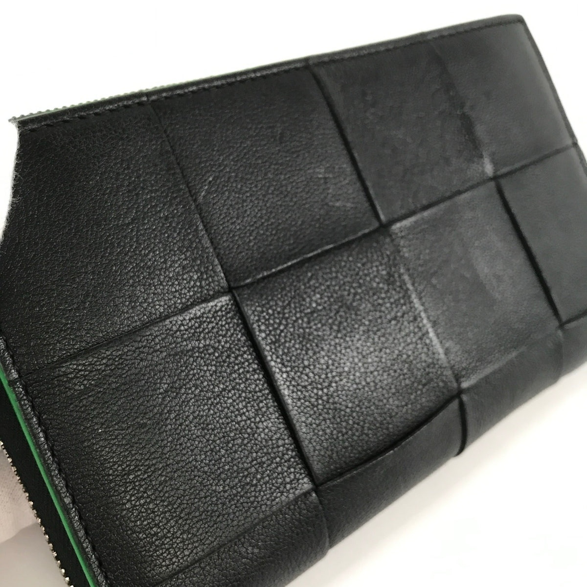 E4790 ボッテガヴェネタ マキシイントレ 長財布 ラウンドジップ レザー RFID ブラック
