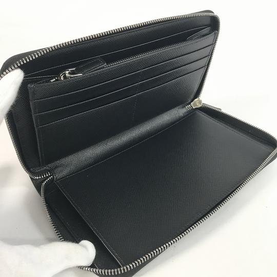 E4366 プラダ 未使用品 2ML188 サフィアーノ ブラック レザー トライアングル ラウンドファスナー メンズ 長財布 RFID