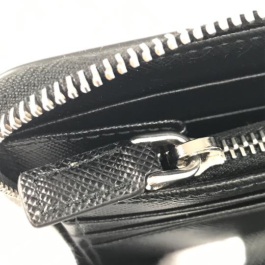 E4366 プラダ 未使用品 2ML188 サフィアーノ ブラック レザー トライアングル ラウンドファスナー メンズ 長財布 RFID