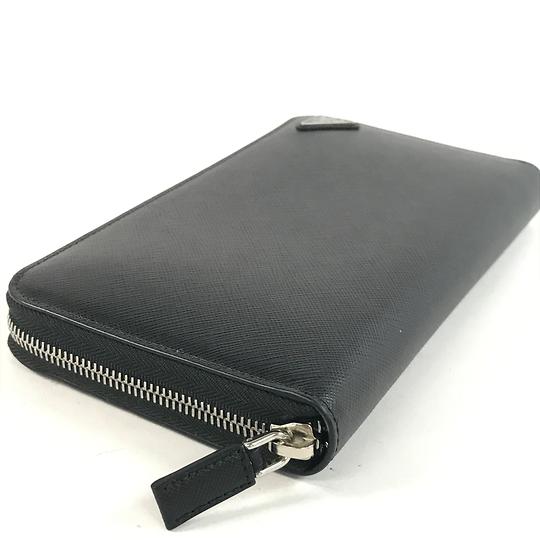 E4366 プラダ 未使用品 2ML188 サフィアーノ ブラック レザー トライアングル ラウンドファスナー メンズ 長財布 RFID