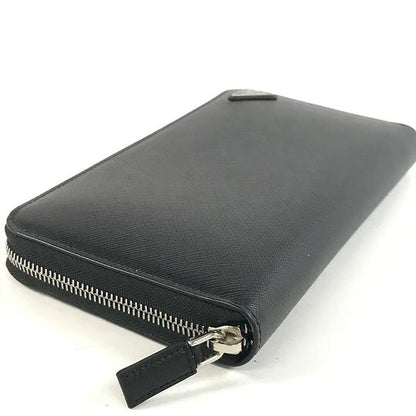 E4366 プラダ 未使用品 2ML188 サフィアーノ ブラック レザー トライアングル ラウンドファスナー メンズ 長財布 RFID
