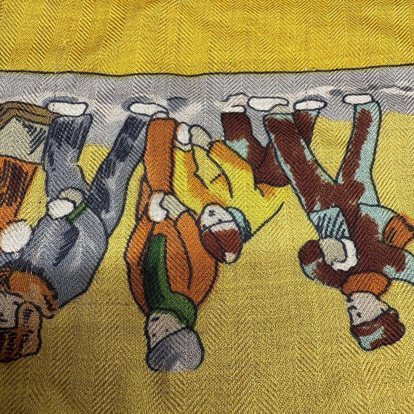 E2521 エルメス カレジェアン カレ140 去年の雪 シルク×カシミヤ イエロー