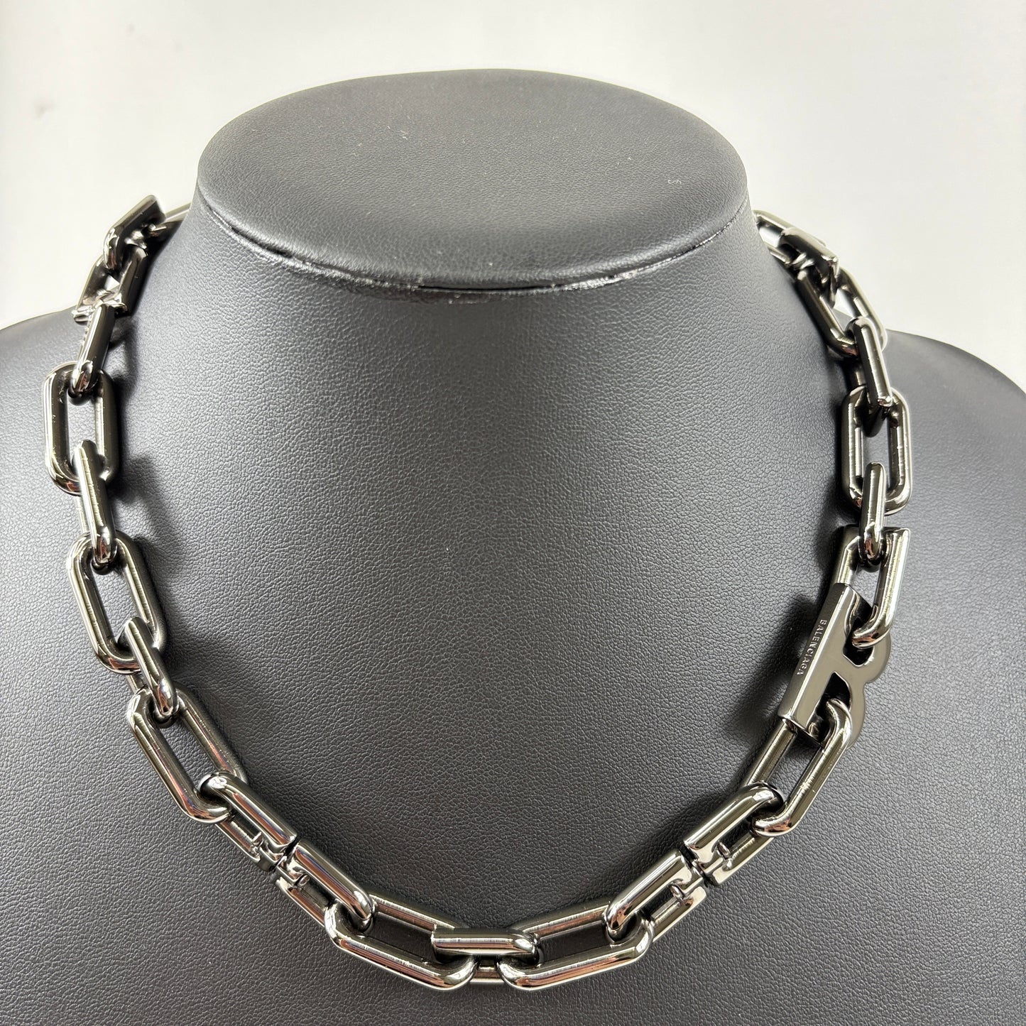 E2481 バレンシアガ B Chain スリム ネックレス GP ガンメタリック