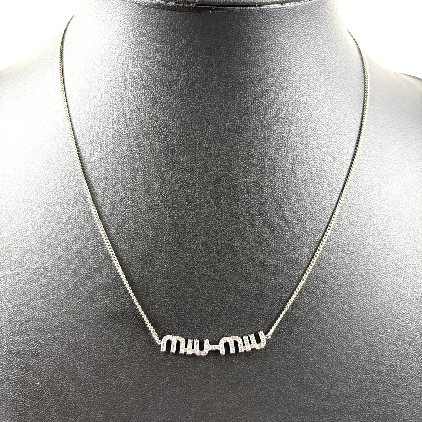 E2775 ミュウミュウ MIU MIU ロゴ ネックレス シルバー×ブルー ラインストーン