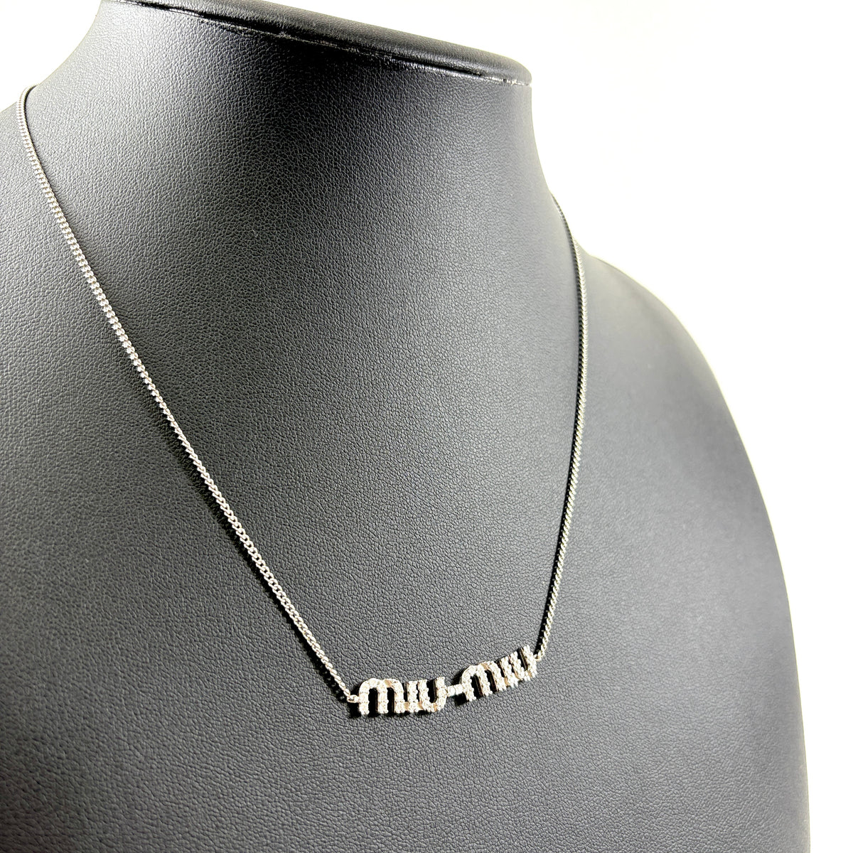 E4441 ミュウミュウ MIU MIU ロゴ ネックレス シルバー×ブルー ラインストーン