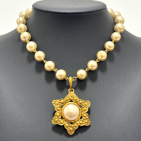 シャネル ココマーク フェイクパール ネックレス スター ヴィンテージ E0044