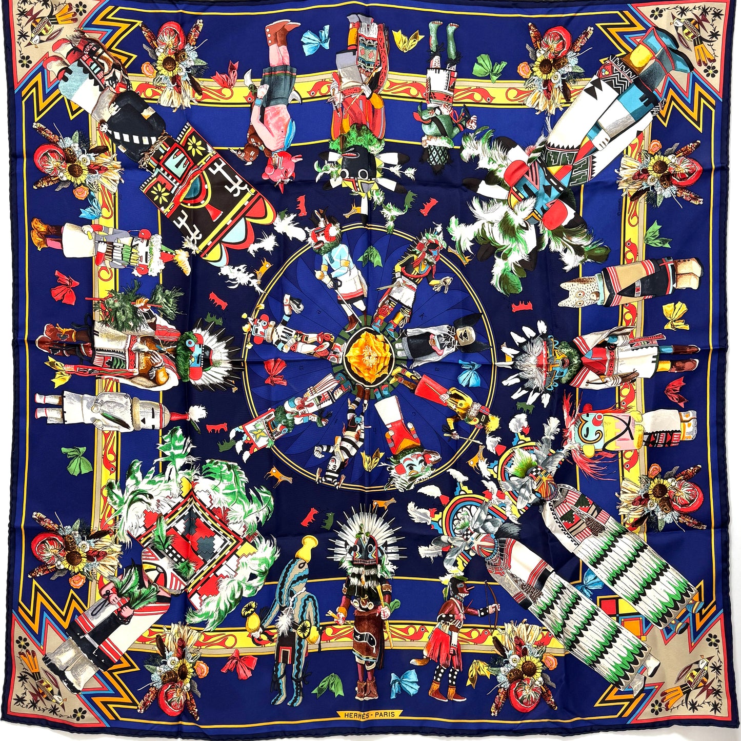 エルメス スカーフ カレ90 Kachinas カチナ 民族 ホピ族 シルク B3650