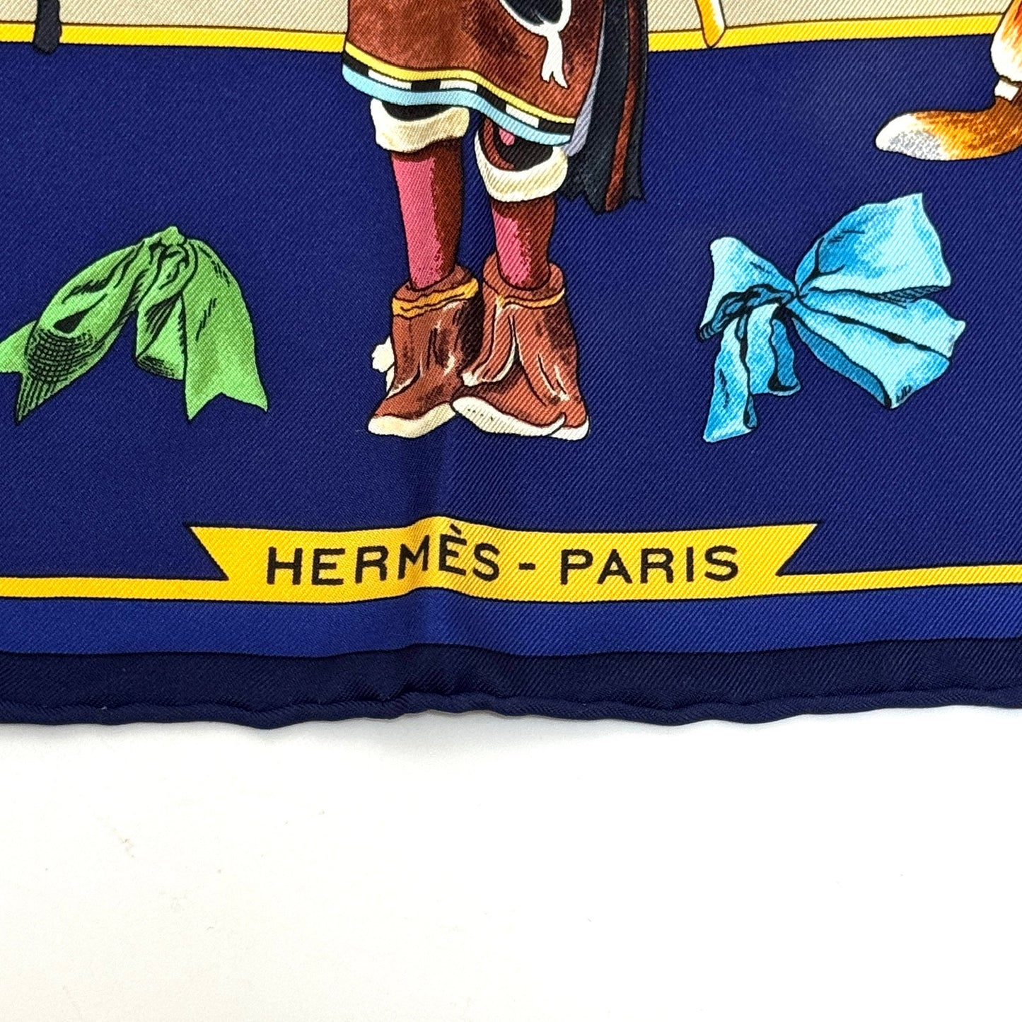 エルメス スカーフ カレ90 Kachinas カチナ 民族 ホピ族 シルク B3650