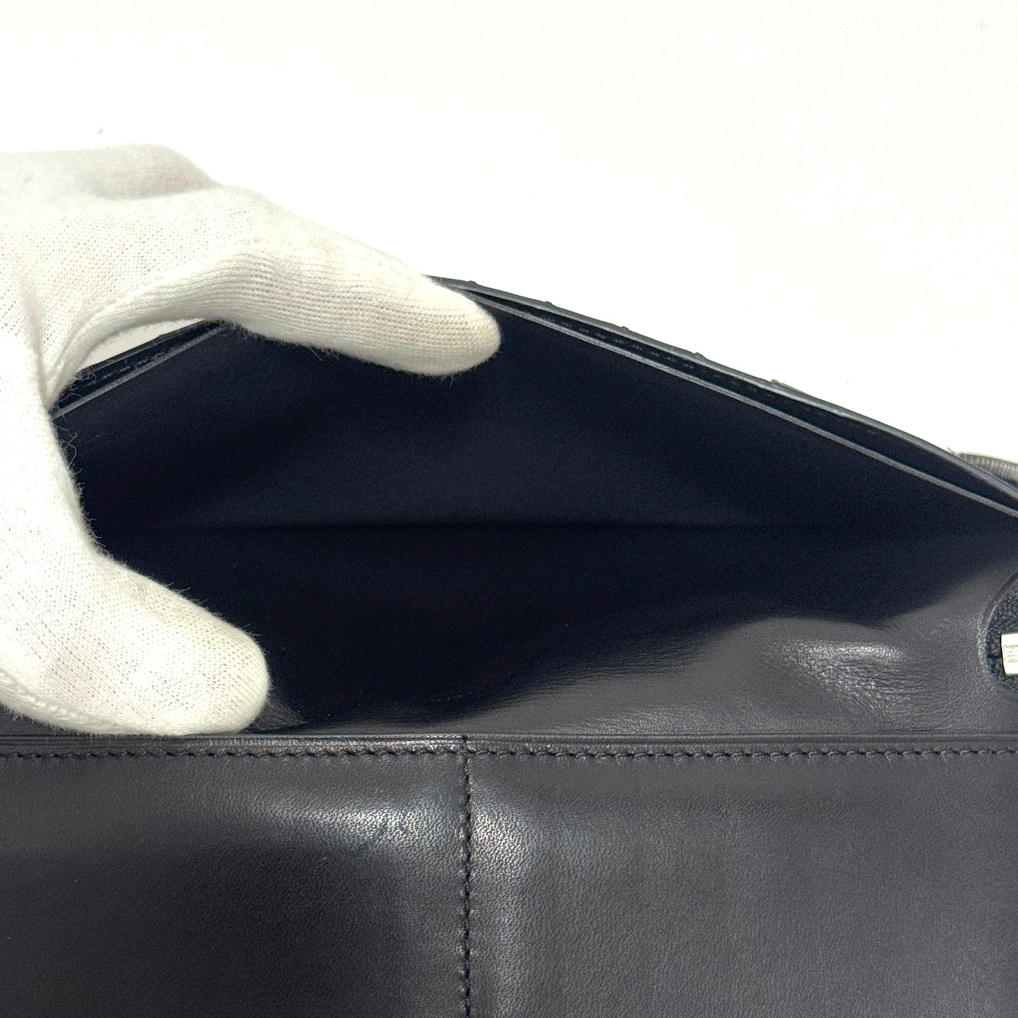 ベルルッティ カリグラフィ レザー ラウンドジップウォレット グラデーション ブルー E0422