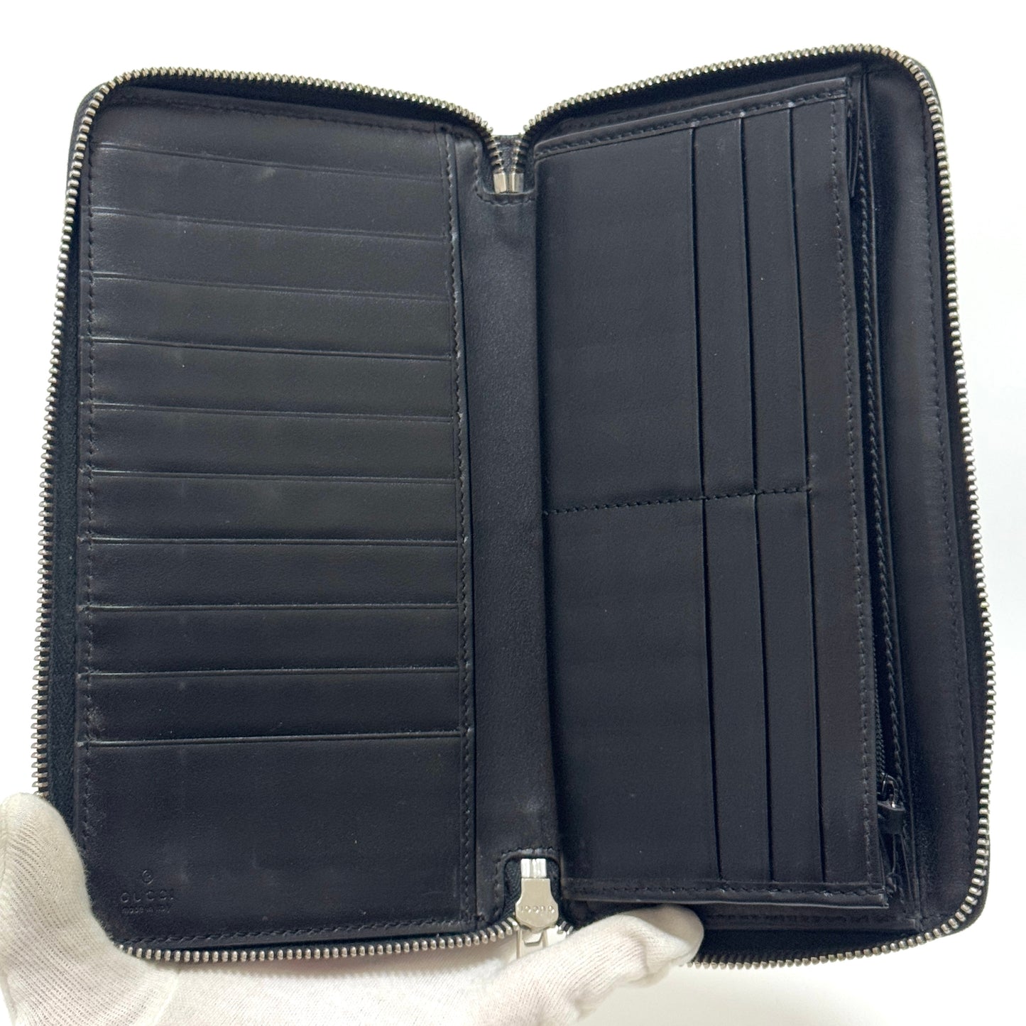 グッチ GGエンボス ジップアラウンドウォレット 625583 長財布 E0940