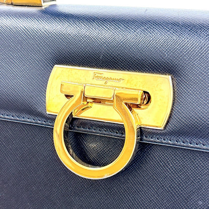 B0642 フェラガモ ガンチーニ 2way サフィアーノ ハンドバッグ ブラック