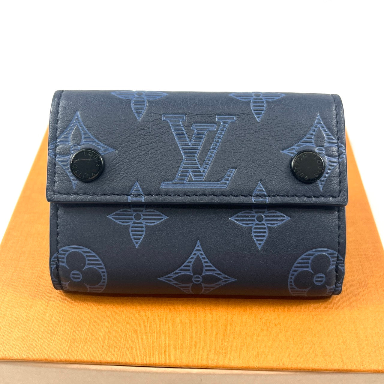 ルイヴィトン モノグラムシャドウ ディスカバリーコンパクトウォレット ICチップ 【買い戻し対象】 B3261