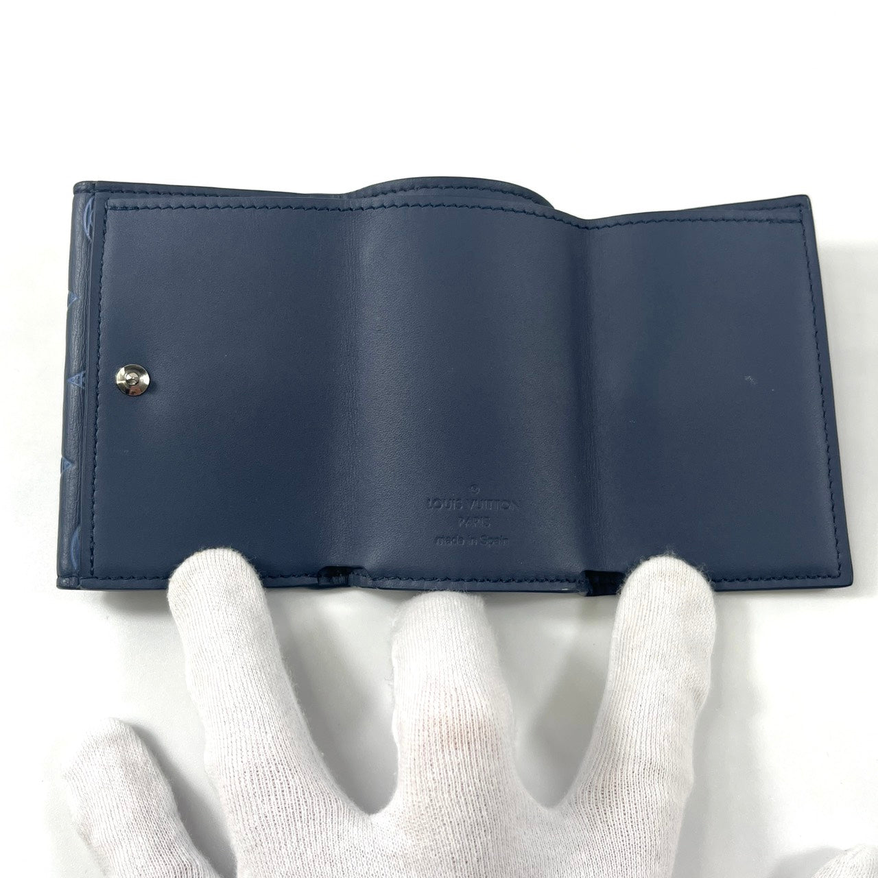 ルイヴィトン モノグラムシャドウ ディスカバリーコンパクトウォレット ICチップ 【買い戻し対象】 B3261